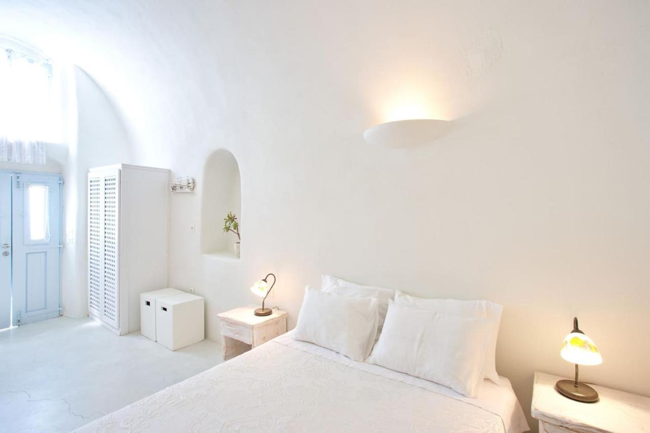 Christina'S Cave House Βίλα Φηρά Εξωτερικό φωτογραφία